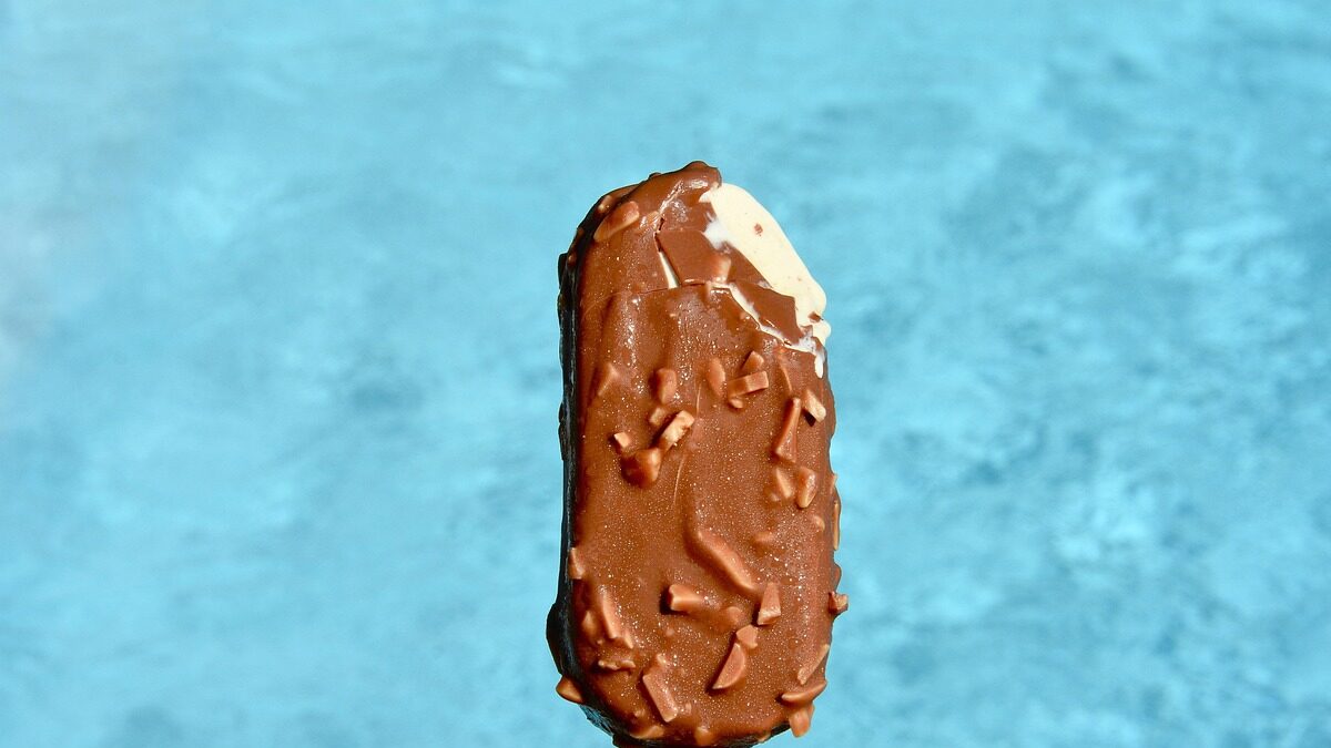 ice cream, ice, heat, heat wave, dessert, summer, nature, delicious, cold, swimming pool-4300118.jpg